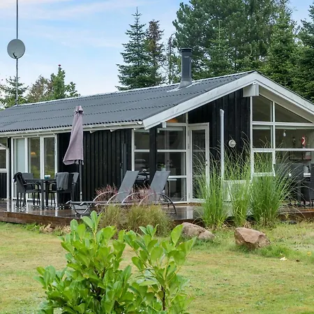 Stunning In Vaeggerlose With Sauna